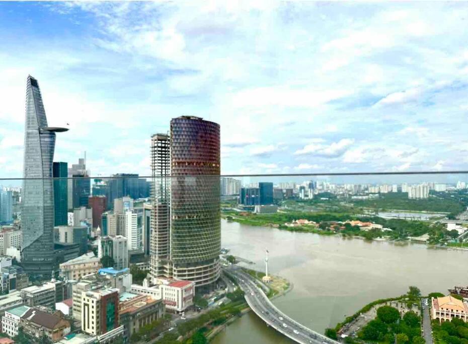 New Saigon Royal Luxury 4pax View Cidade de Ho Chi Minh